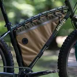 In Demand *FAIRWEATHER* frame bag for Supertramp